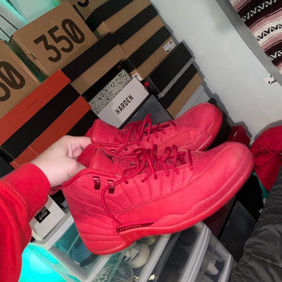 Jordan 12 gym reds